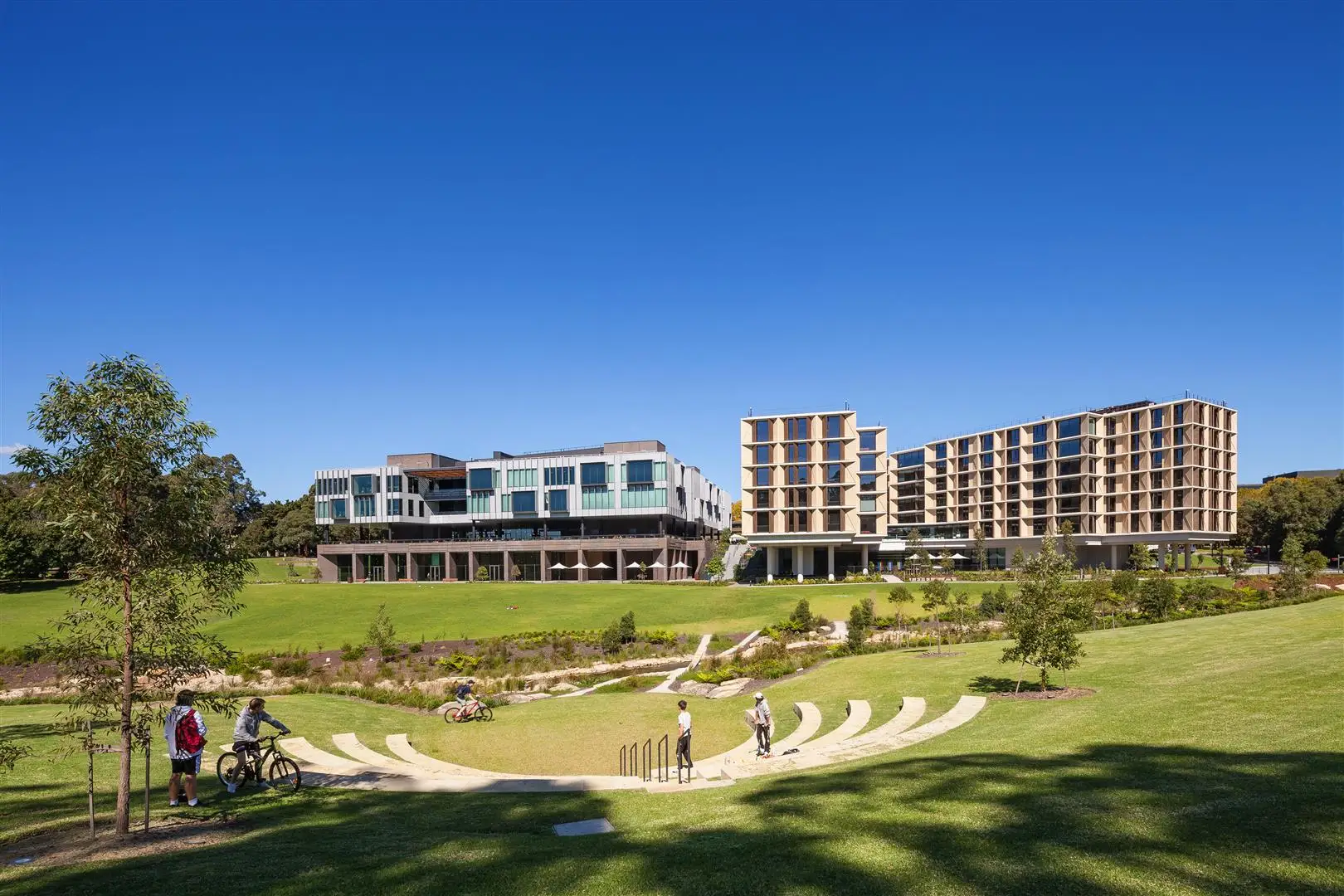Macquarie University Central Court Precinct