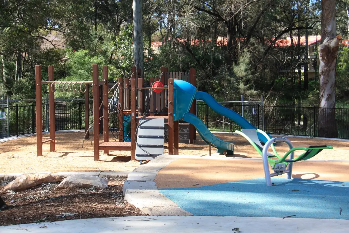 Lakes of Cherrybrook Playground Renewal